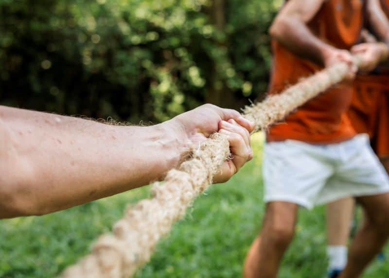 Sign up for tug o’ war fundraiser in August