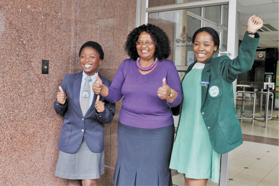 Top matric achievers honoured | Eyethu News