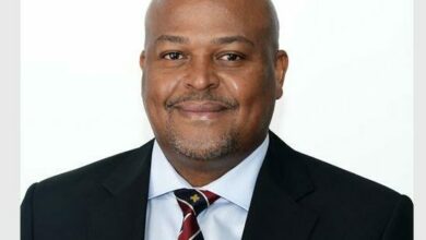 MMCMPHOMOERANE_08527