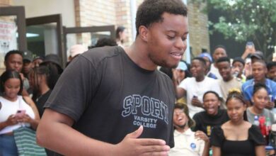 Simphiwe Sibiya shows his moves.