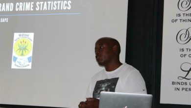 Constable Phuti Muzi Mkwhanazi addresses the Sector 1 Crime Forum meeting. Photo: Nkazimulo Ncube