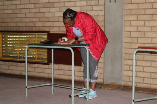 Ntombifuthi Mdlalose casts her vote. Photo: Sphiwe Masilela