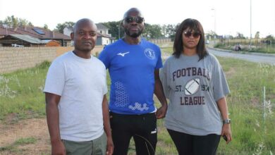 Blue Hills resident Marvin Maphiri, City Parks regional manager Dr Joseph Ndou and Mmankwe Sebatjane. Photo: Sphiwe Masilela