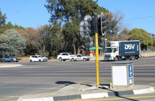 Traffic lights have been off for a long time