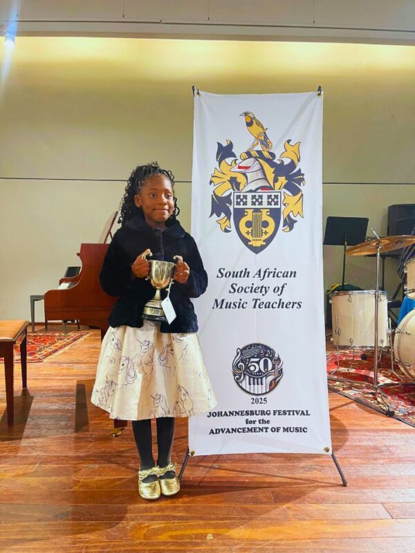 Seven-year-old Atarah Mujera was awarded the prestigious violin academy trophy for Best U8 String Player at the renowned Johannesburg Festival for the Advancement of Music.