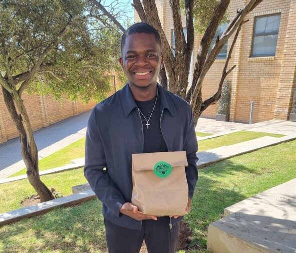 During his time at The IIE's Varsity College Waterfall Orifha Maemu Mbedzi learnt everything he needed to make his fruit and vegetable business, FarmersPick, a stunning success.