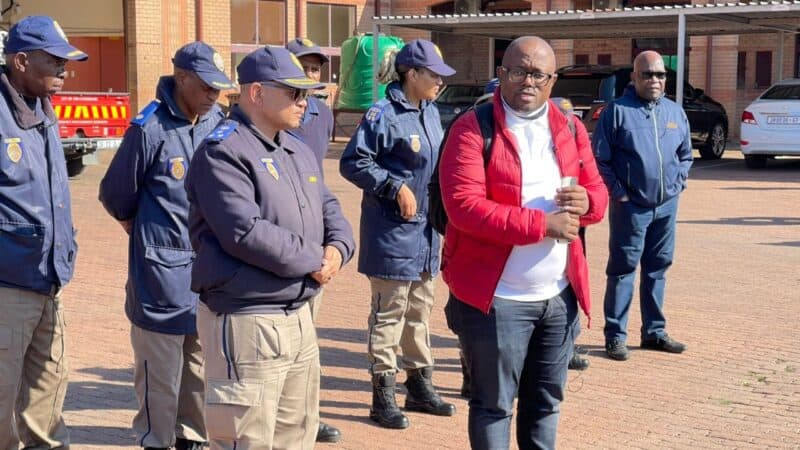 The MMC for Public Safety, Dr Mgcini Tshwaku, confronted illegal operators in Midrand, demanding proof of compliance, health certifications, and valid licenses. Those unable to meet the legal requirements faced immediate shutdowns.