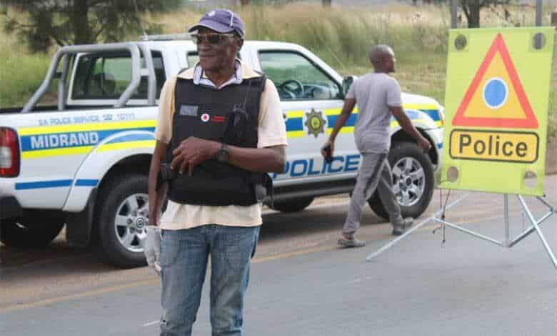 Otto Ramokoka, Sector 3 Crime Forum patrol coordinator, urged residents to remain vigilant while walking following a spike in street robberies.