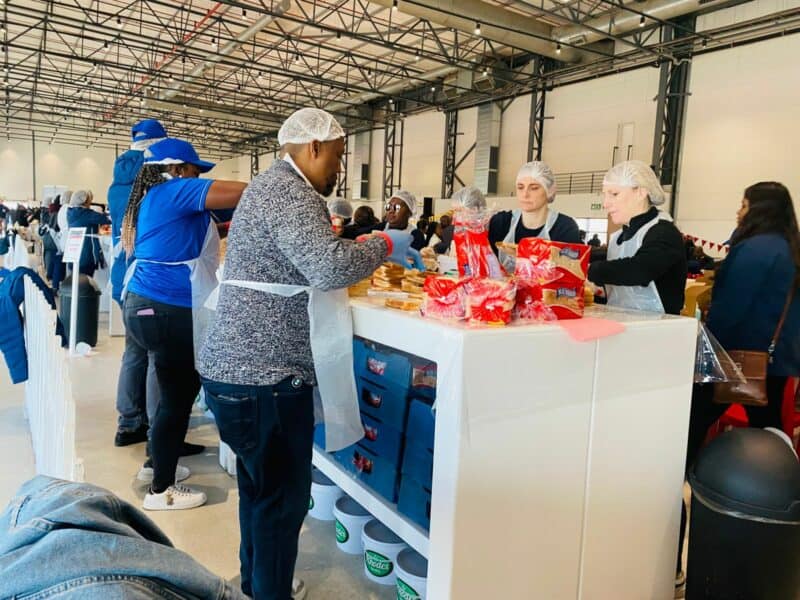 Under the banner: It’s in Your Hands, corporate teams and individuals rolled up their sleeves to support children in need at flagship Mandela Day events at both Kyalami and DHL Stadium in Cape Town.