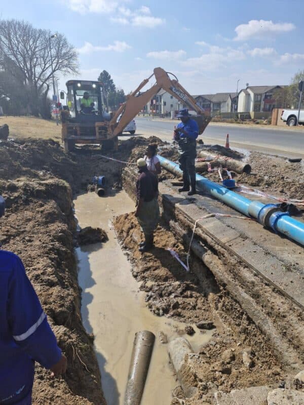Bonginkosi Nhlapo, Noordwyk community leader, said they had to call Johannesburg Water’s managing director to intervene before water could be restored.