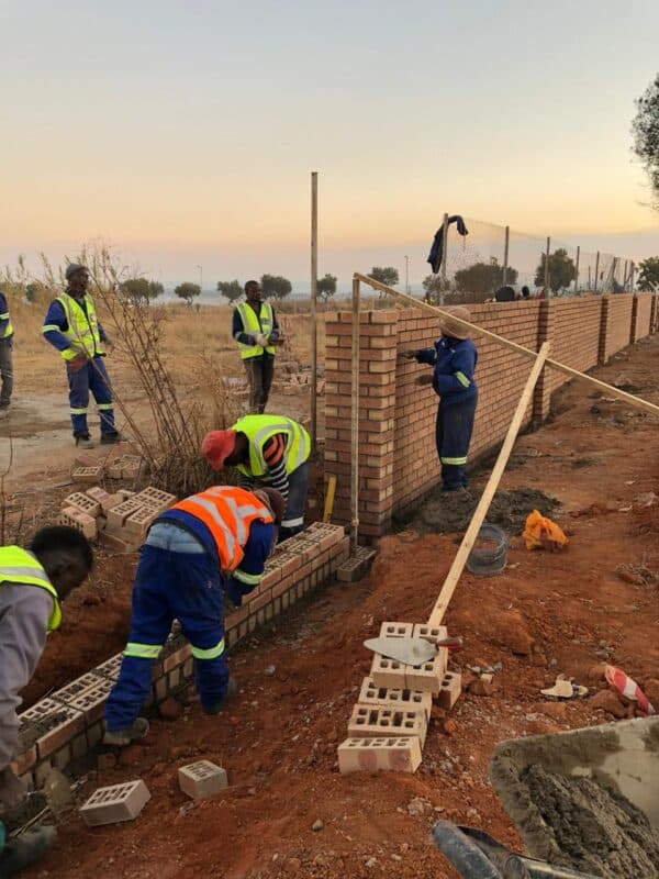 Construction work at the Pikitup Midrand depot in Rabie Ridge is gaining momentum, with JDA leading a major upgrade aimed at improving waste services, strengthening security, and creating local job opportunities.