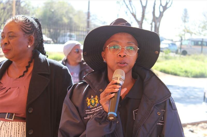 After a visit, Lerato Mphefo, Ward 112 councillor, said she has previously notified various departments about the building, the businesses within, and the hijacker taking rent from them monthly.