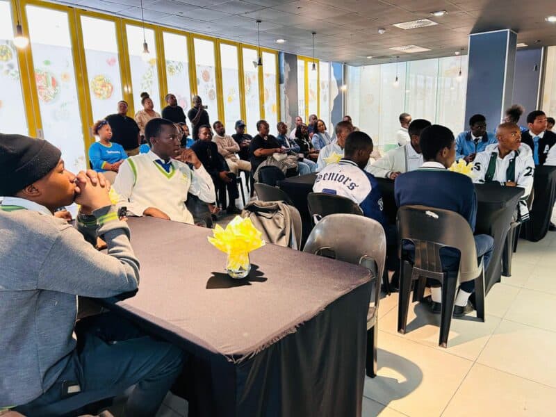 The 14 matriculants, from several schools in the Midrand area, enjoyed the lunch, but also the chance to take home R10 000 toward their tertiary education next year.