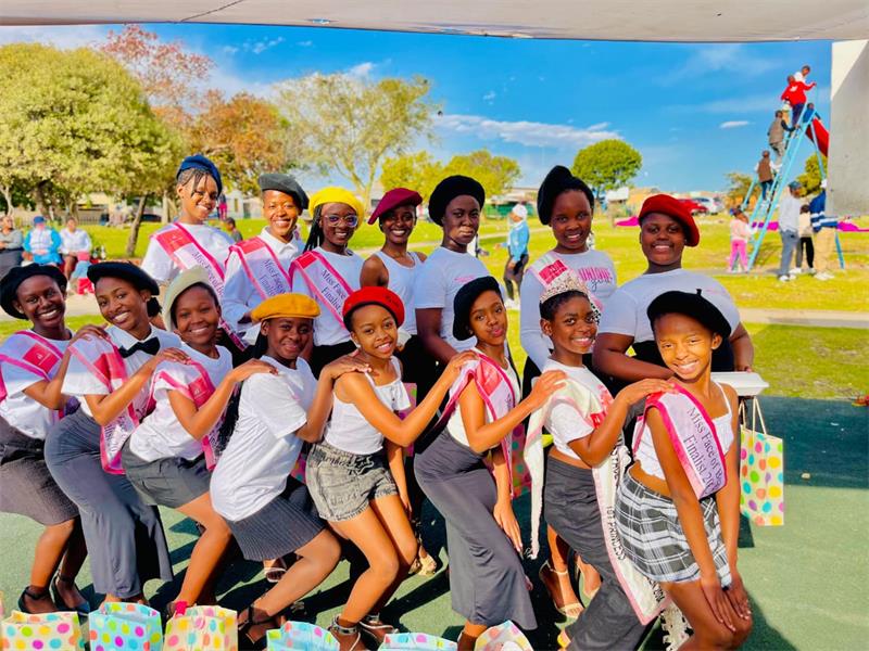 From running a pageant without sponsors to giving back to her community, Lusanda Mapundo’s 2025 was filled with lessons and victories. Now she’s setting her sights even higher for 2026.