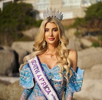 Meet your new Mrs South Africa International, Léchar Knezovich