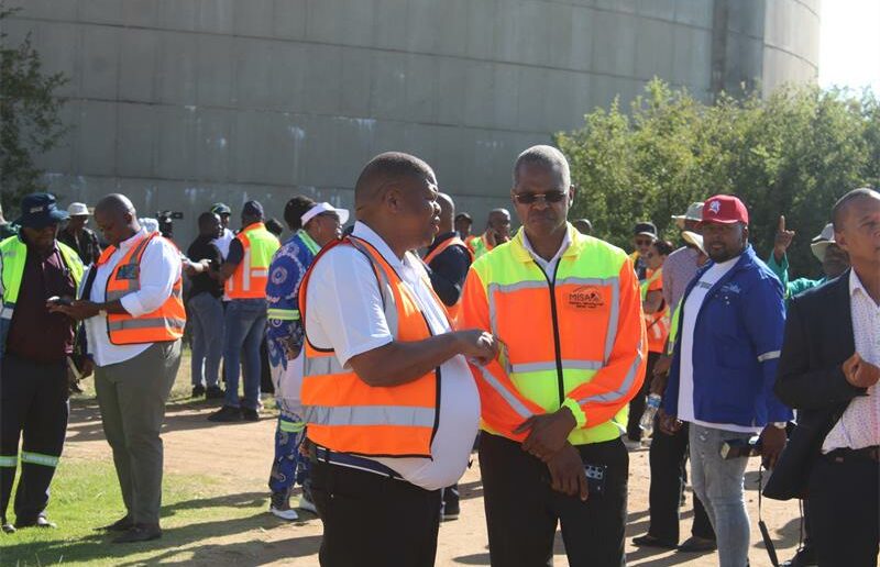 Following an oversight visit in Midrand, government and city officials state they are building new reservoirs and replacing ageing infrastructure to ensure a reliable water supply for millions of residents.