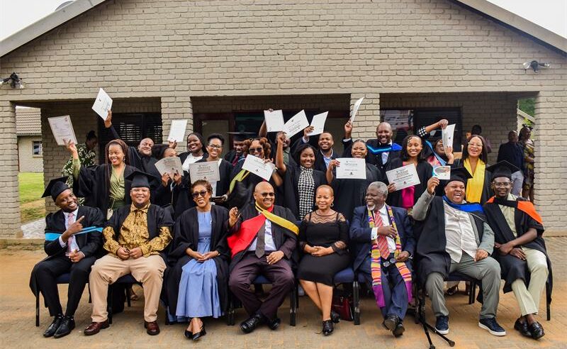 16 professionals from diverse fields completed the Marketplace Ministry Institute’s leadership and marketplace development programme, ready to make a difference in their communities.