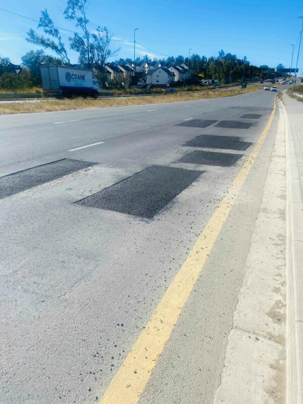 The Gauteng department of roads and transport has moved to repair potholes on the K73 after criticism over the deteriorating condition by motorist and Midrand councillor Annette Deppe.