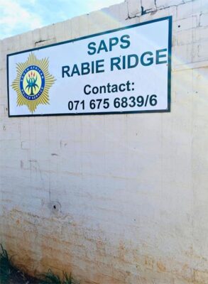Rabie Ridge police open an inquest after man’s body recovered from abandoned mineshaft in Klipfontein. Photo: Comfort Makhanya