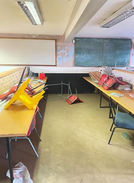 An unused classroom at Ebony Park Primary School before it was transformed into a functional science laboratory by Emeris Waterfall students. Photo: Supplied