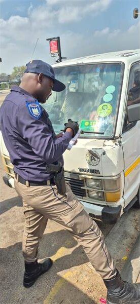 JMPD issues several traffic violation notices to non-compliant taxi drivers. Photo: CrumRegionA X