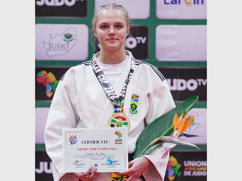 Reddam House Helderfontein learner Kendra de Beer bagged gold in the U19 Women's -63kg division at the Johannesburg Junior African Cup for the second consecutive year. Photo: Supplied