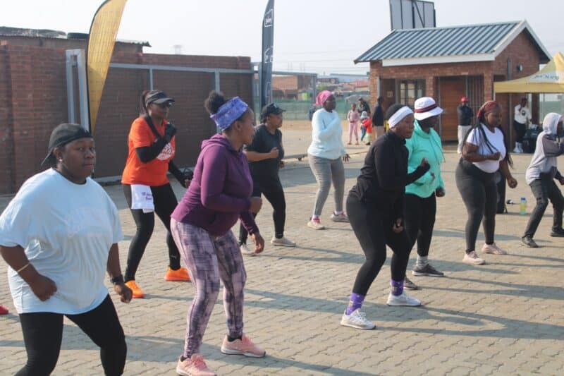 The cold September morning did not stop Mayibuye residents from putting on their workout shoes as the City of Johannesburg’s free aerobics programme brought fitness and fun to the community.