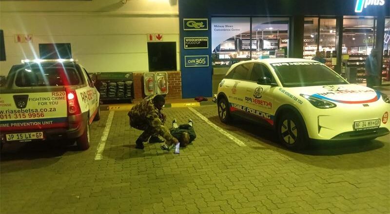A suspect was apprehended by Ria Sebetsa Security for alleged shoplifting at a local filling station on September 16. Photo: Supplied