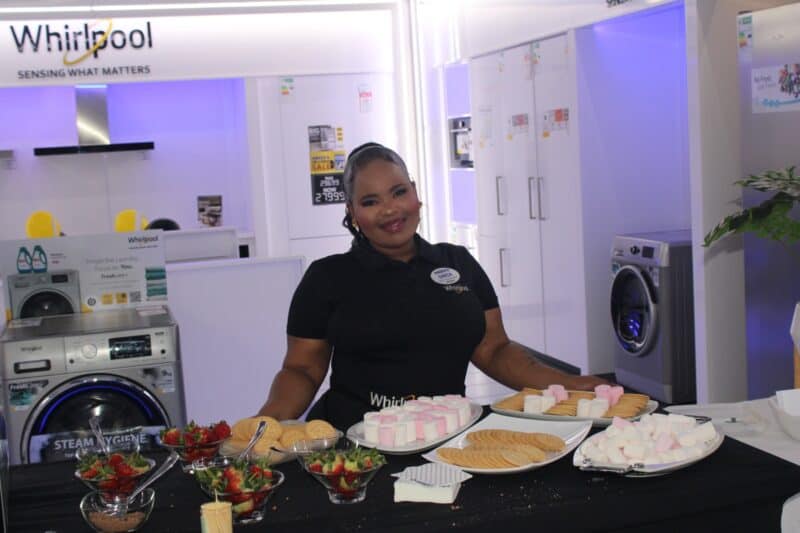 Onica Fumbalele makes delicious s’more for the guests at Hirsch’s Waterfall on October 28, 2026. Photo: Itumeleng Molefe