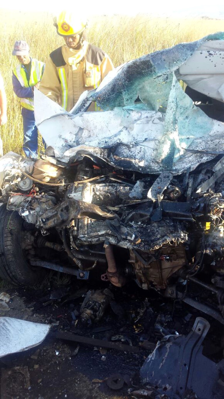 Two killed after car crashes on Glencoe bypass road Northern Natal News