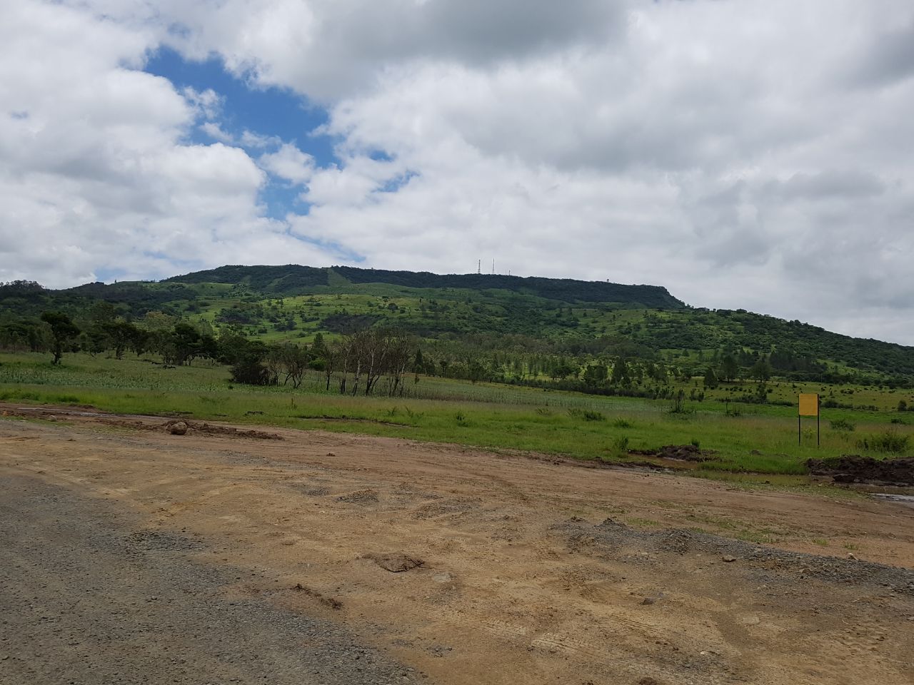 Image of Dundee's iconic Mpati hill,