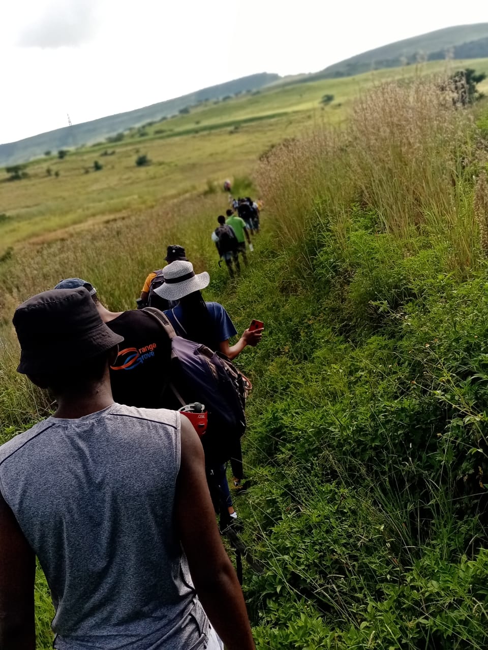 GLENCOE KZN Sarel Cilliers prefects tackle the majestic Berg