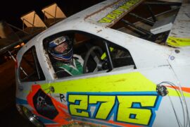 Oval Track non-stop action