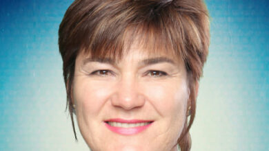 Me. Marinda Smit, aangestel as Volkies se onderhoof