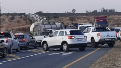 4 injured in N11 crash