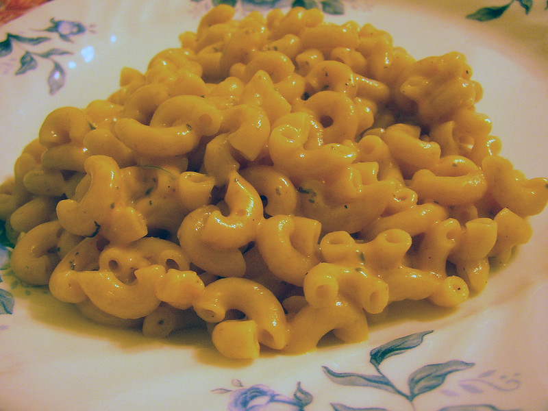 A picture of a Mac and Cheese dish.