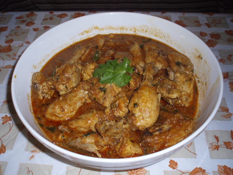 A picture of a chicken curry dish.