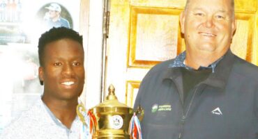 Image of golf prize giving in Dundee.