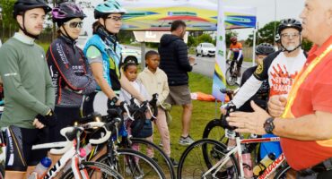 Images of cyclists lining up at the Talana Museum for the Biggarsberg Cycle Challenge on October 19.