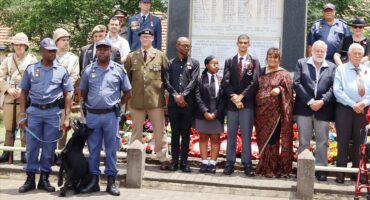 Image of Endumeni Mayor Mkhize and others who laid wreathes in Dundee in memory of the fallen.