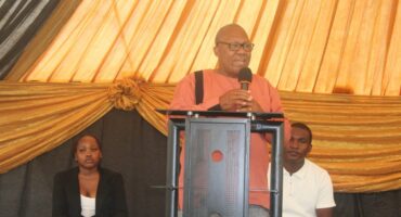 an image of motivational speaker and author Mr SSS Mhlungu encouraged community members to embrace discipline and consistency