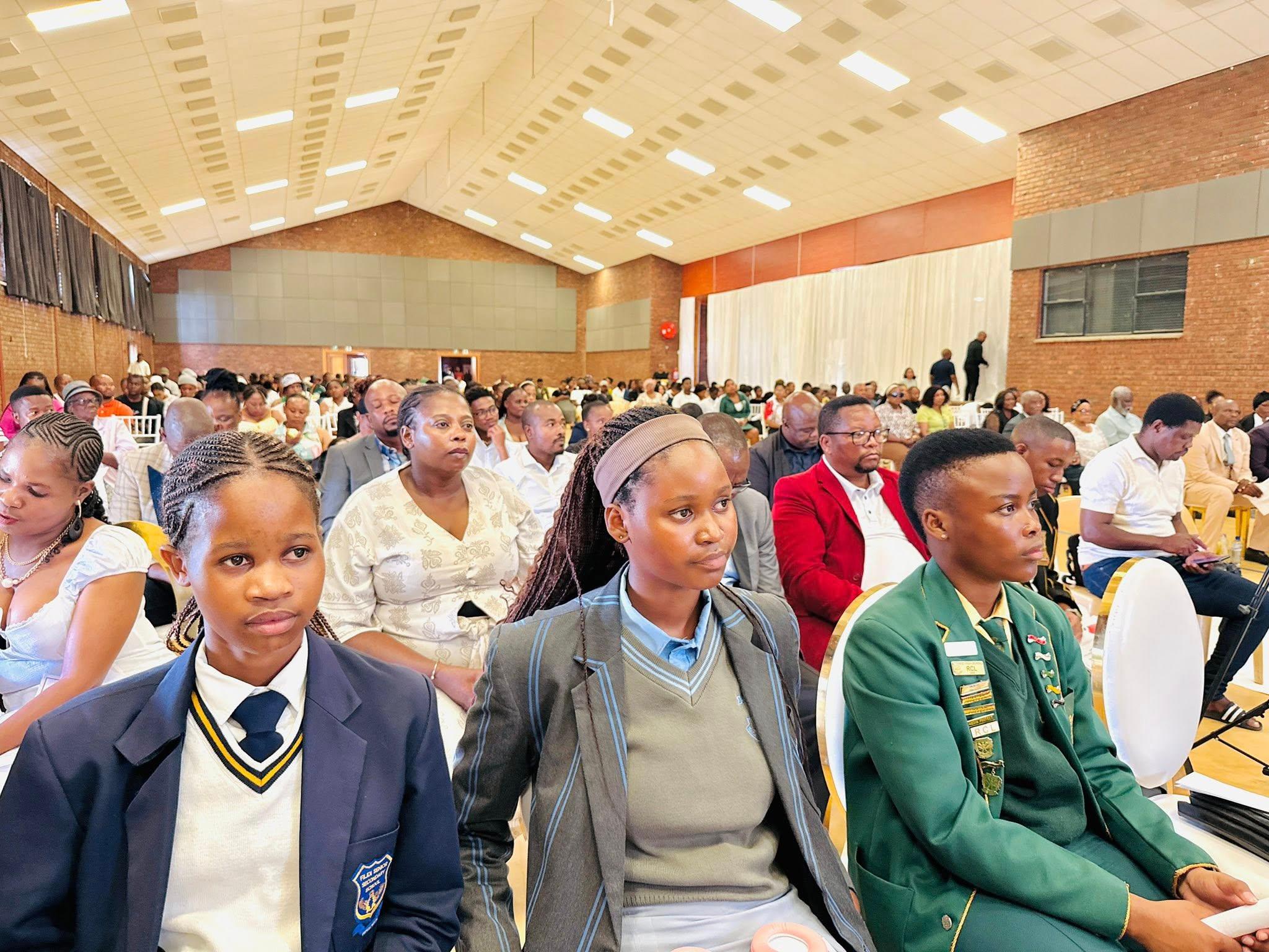 AbaQulusi rewards academic excellence at 2025 matric awards