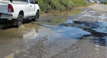 Acaciavale main road sewer leak