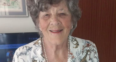 Head and shoulders photo of Dundee resident, Sherlee Wade.