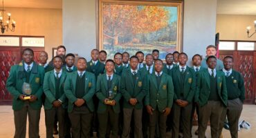 Image of group of Vryheid High u16 rugby team in school uniform.