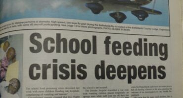 Image of a 2006 Courier front page.