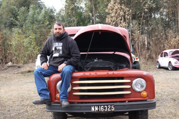 Johan Buys with his 1956 Hanomag L28