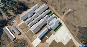 Image from the air of the Paradigm Umzinyathi Private Hospital in Glencoe.