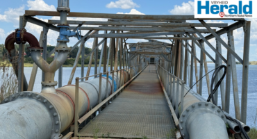 Image of a water pump at Klipfontein Dam.