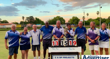 The winners and runners-up: Danie Reinecke, Mariska Kuhn, Ron Howe, James Dlamini, Alet Harmse, Billy Villiers, Grant Teasdale and Charmaine Trennery, with competition secretary Trevor Moore.